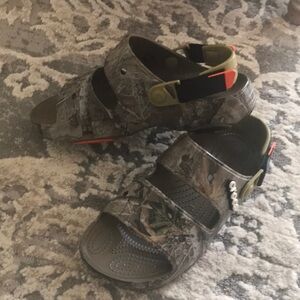 Men crocs  Camouflage Sandals